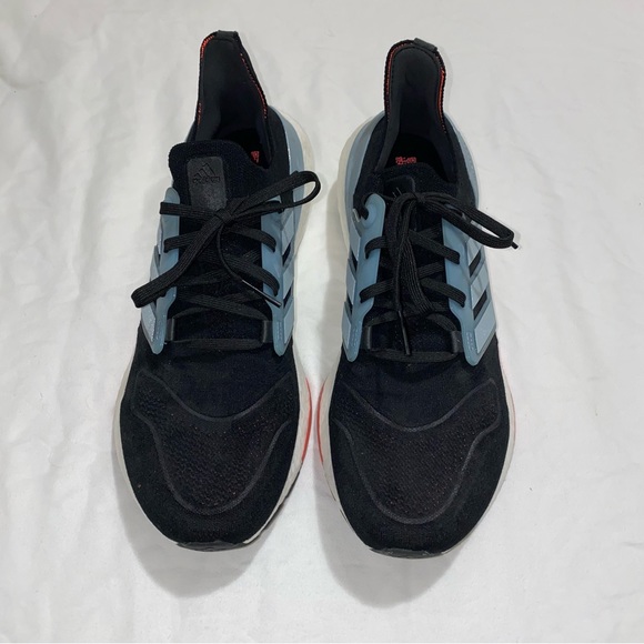 Adidas Ultraboosts Core Black Magic Athletic Shoes - Picture 3 of 8